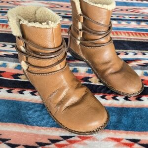 UGG Tan Leather Ankle Boots with Shearling Lining